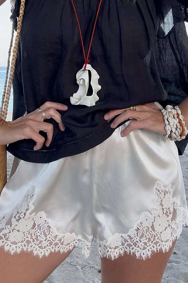 Fashion Lace Elastic Waist Casual Shorts