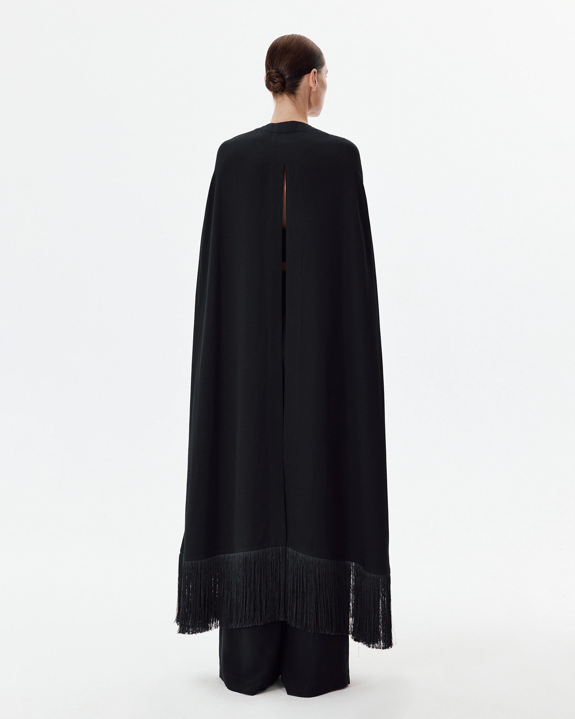 Noir Éclipse Drape Cape
