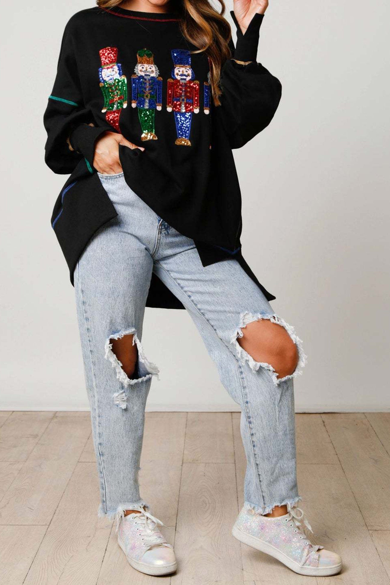 Sequin Graphic Slit Hem Sweatshirt