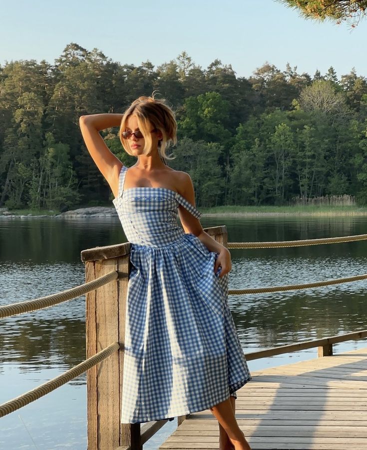 Ariana | Sleeveless Midi Sundress